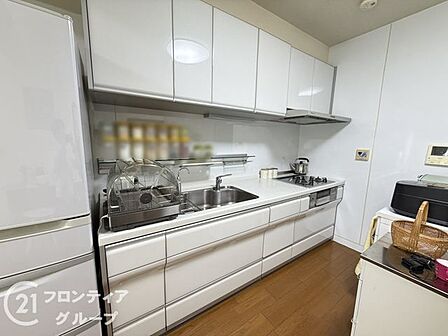 はじめてのご相談でも、経験豊富なスタッフが丁寧にお話を伺います。住まいのことで気になることがあれば、いつでもお声がけください