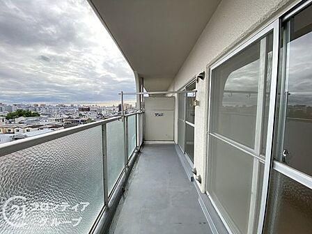 「賃貸のままでいいのか、買うべきか」その判断に必要な情報を、スタッフがわかりやすく整理してお伝えします。お気軽にご相談ください