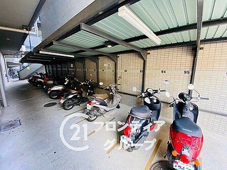 マイホームは一生に一度の大きな買い物だからこそ、納得いくまで情報を集めてほしいと思います。疑問はどんどんスタッフにぶつけてください
