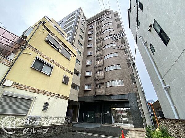 住まい選びは、価格や立地だけでなく、将来の暮らし方まで含めて考えることが大切です。今の段階で気になっていることを、まずスタッフに話してみてください