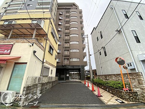 資金計画や住宅ローンのしくみなど、購入前に知っておきたいことをわかりやすくご説明しています。まずはお気軽にお問い合わせください