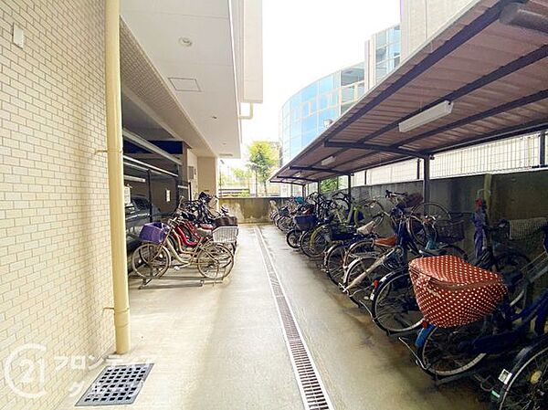 物件から受けた印象や、周辺の生活環境への疑問まで、気になることを何でも話してみてください。暮らしのイメージを一緒に整理していきましょう