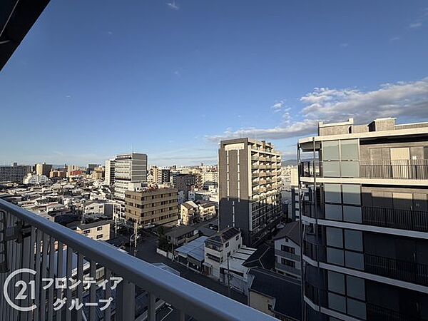 マイホームは一生に一度の大きな買い物だからこそ、納得いくまで情報を集めてほしいと思います。疑問はどんどんスタッフにぶつけてください