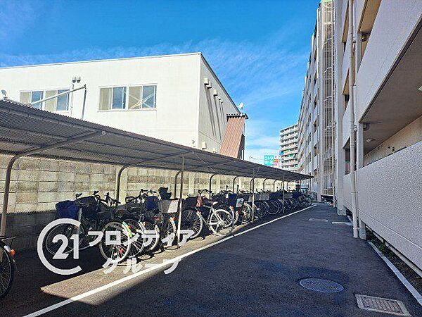 物件から受けた印象や、周辺の生活環境への疑問まで、気になることを何でも話してみてください。暮らしのイメージを一緒に整理していきましょう