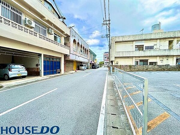前面道路含む現地写真