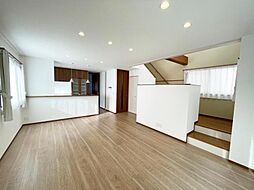 桑名市筒尾五丁目　ダイワハウス中古住宅 3LDKのリビング/ダイニング