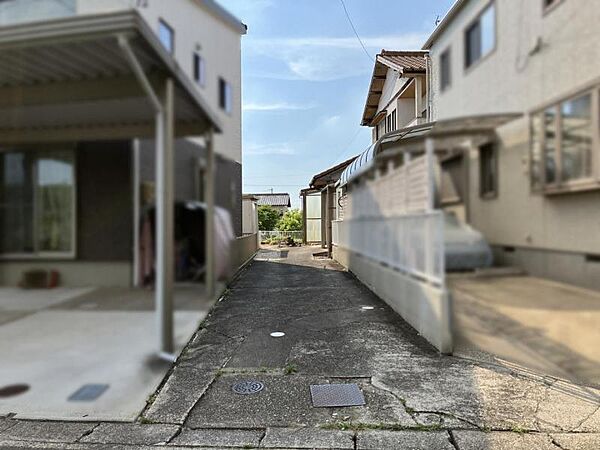 敷地入口