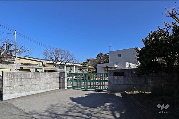 萩山中学校[公立]の外観