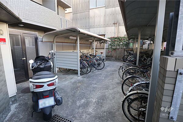 駐輪場、バイク置場
