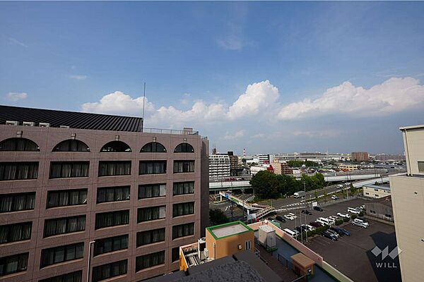 バルコニーからの眺め（北東方向）［2025年8月29日撮影］