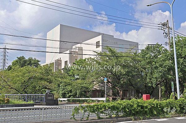 瑞穂図書館の外観