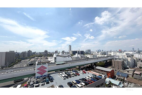 バルコニーからの眺め（北西方向）［2026年8月21日撮影］
