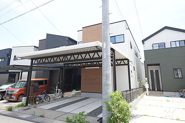 物件の外観（北西側から）［2026年7月15日撮影］