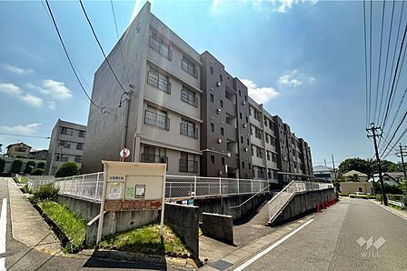 桃山第2住宅5号棟の外観(北東側から)