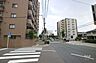 その他：敷地南側の前面道路（西側から）