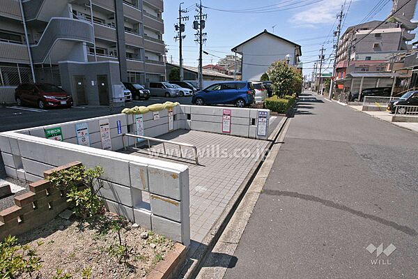 ゴミ置き場