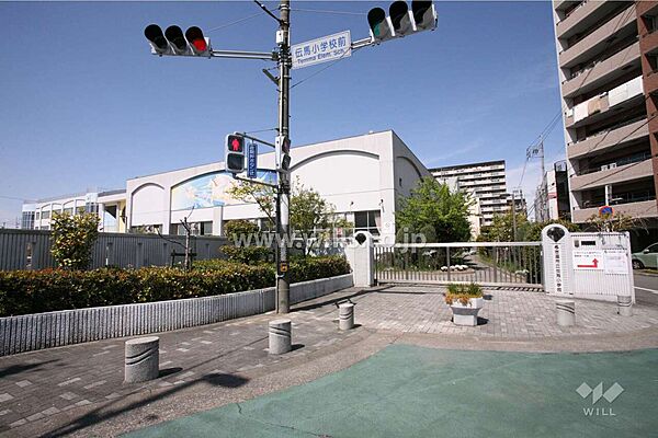 伝馬小学校[公立]の外観