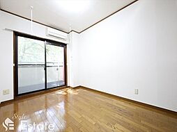 名古屋市営鶴舞線 塩釜口駅 徒歩5分の賃貸アパート 4階1Kのリビング/ダイニング