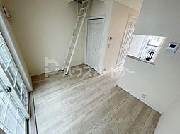 ミルクリーク柏の葉 2階ワンルームのリビング/ダイニング