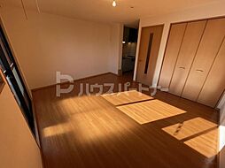 セレニティーホームズ　Ｃ 2階ワンルームのリビング/ダイニング