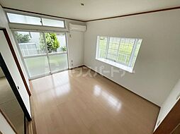 コーポ・ウイング 1階2DKのリビング/ダイニング