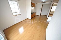 サニーキュート 2階2LDKのリビング/ダイニング