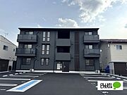 広丘駅より徒歩20分 新築 3階建の賃貸物件