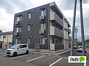 村井駅より徒歩10分 築7年6ヶ月 3階建の賃貸物件