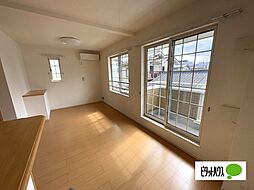 グリーンパレス　勇 202 2階1LDKのリビング/ダイニング