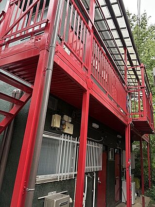 建物外観写真で...