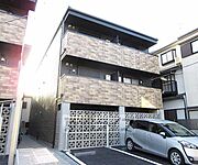 椥辻駅より徒歩6分 3階 築4年の賃貸物件