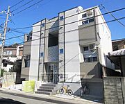 東野駅より徒歩7分 1階 築8年5ヶ月の賃貸物件