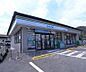 周辺：ファミリーマート松尾大社前店まで470m 松尾橋と松尾大社の鳥居の間に位置します。駐車場も広いですよ。