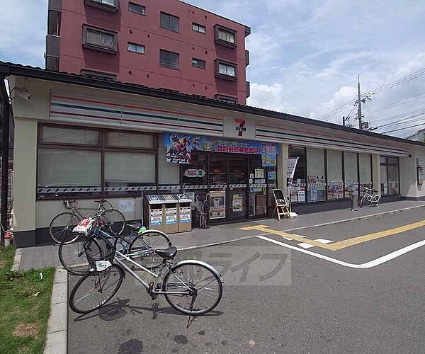 画像24:セブンイレブン京都太秦安井店まで77m 葛野大路通り沿いにございます