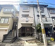 太秦駅より徒歩9分 築33年の賃貸物件