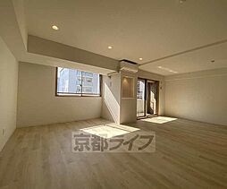 パインフィールド五条 303 3階2LDKのリビング/ダイニング