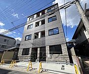 西京極駅より徒歩22分 3階 築1年6ヶ月の賃貸物件