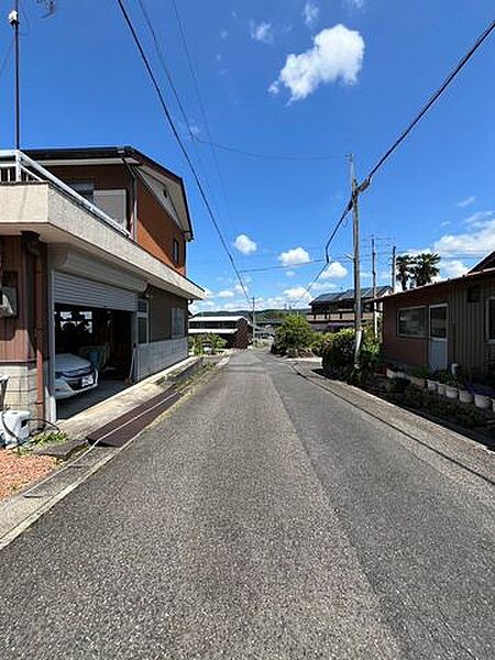 前面道路含む現地写真