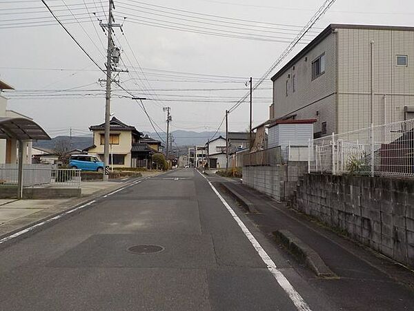 前面道路含む現地写真