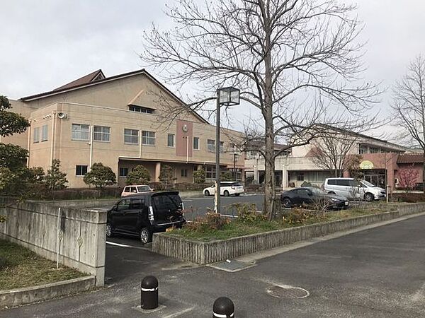 瑞浪小学校 2800m