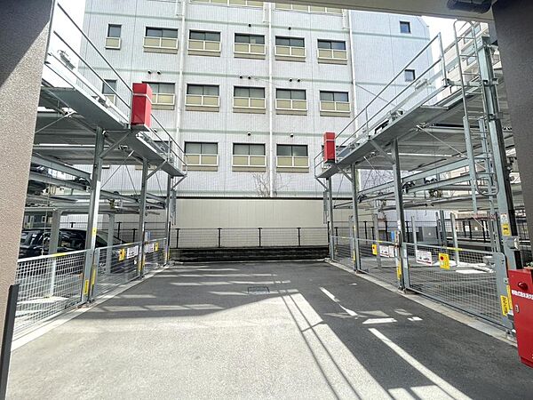 機械式駐車場です！