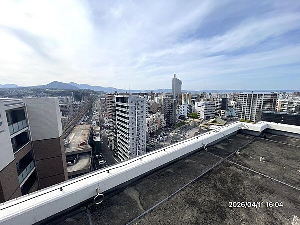 屋上からの西側眺望です。