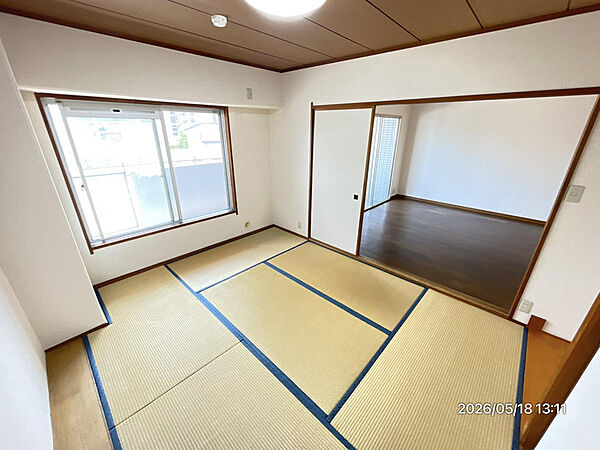 南側和室です。
