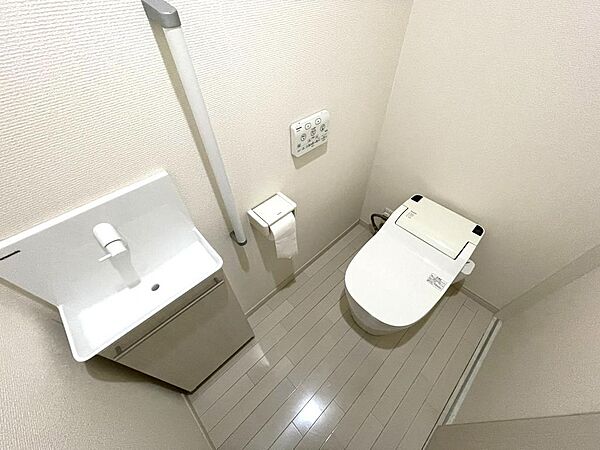 トイレを拡大表示