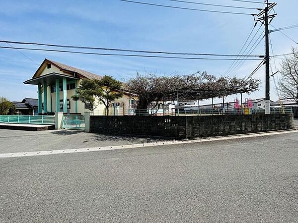 幼稚園・保育園 鎮西保育園 850m