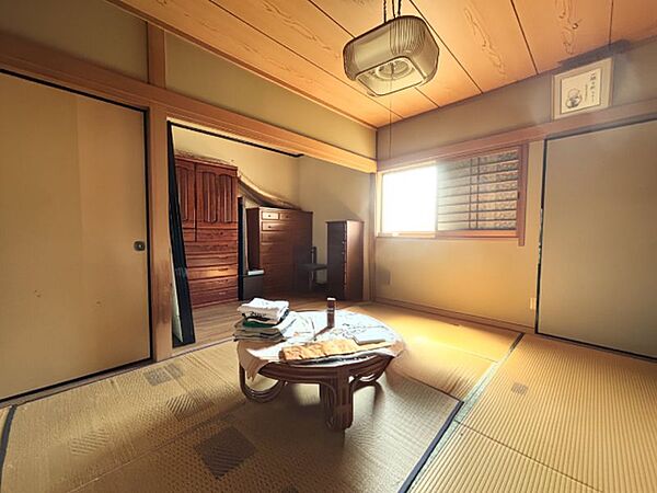 押入もあるので荷物が多くても安心です♪※一部CG加工により残置物を除去しています。