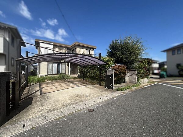 舞の里小学校まで徒歩約9分！お子様の通学も安心！