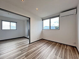 トロワスール 201