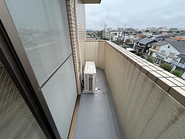 バルコニーは二面あります。