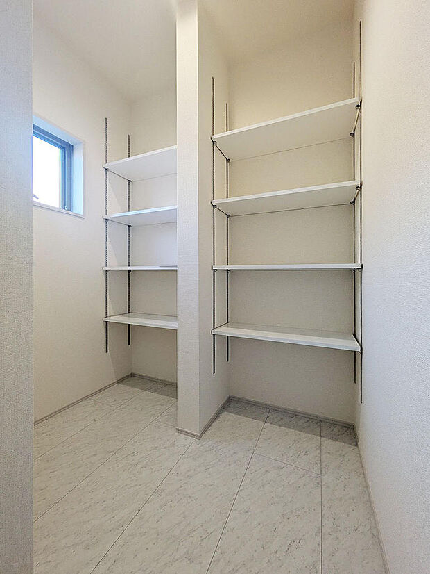 洗面にはランドリースペース